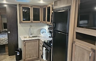 2019 Grand Design Transcend 27BHS