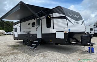 Brand New !!! 2021 Keystone Hideout