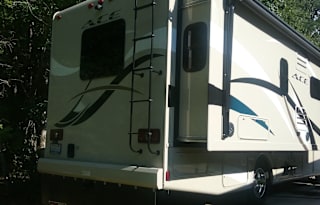 2014 Thor Motor Coach ACE 27 1