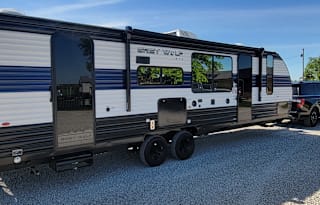 2023 Grey Wolf  (delivery only)
