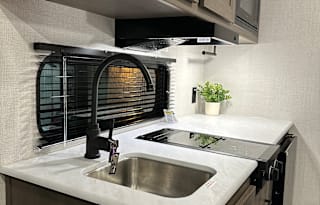 2025 Grand Design Transcend 151BH ”Daisy”