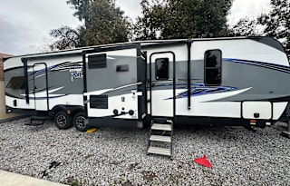 2017 Forest River RV XLR Hyper Lite 30HDS