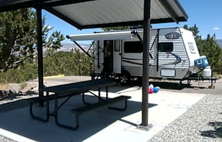 2015 Viking Ultra-Lite 16FB- easy towing/handling.