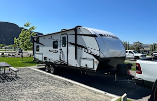 Family/Group Friendly - 2022 Tracer 24DBS