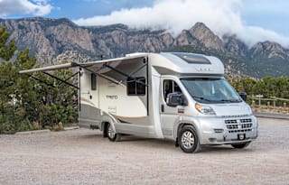 2015 Winnebago Trend 23B
