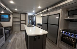 2022 Keystone RV Sprinter Limited 341BIK