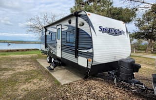 Big Hoss's Getaway RV Rental
