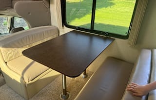 2017 Holiday Rambler Vesta 31U