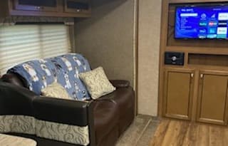 2017 Coachmen RV Catalina SBX 281DDS