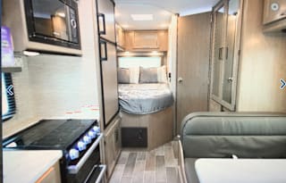2022 Thor Motor Coach Freedom Elite 24FE