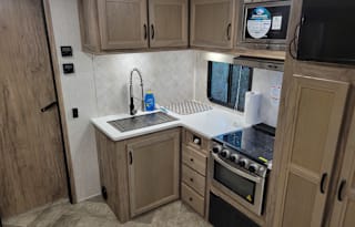 2022 Palomino SolAire Ultra Lite 243BHS