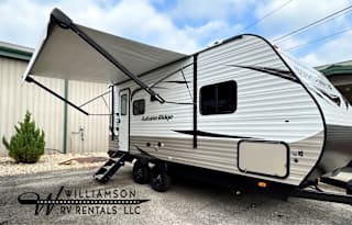 (Unit 30) Starcraft Light Weight Rear Living