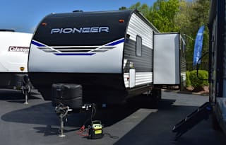 2021 Heartland Pioneer BH322
