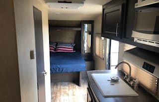 2018 Forest River Sonoma Mountain 