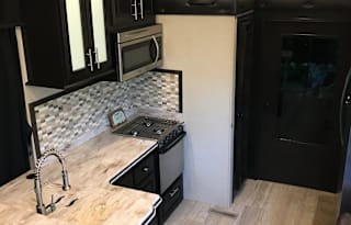 Jayco Seismic 4212 Fifth Wheel Toy Hauler