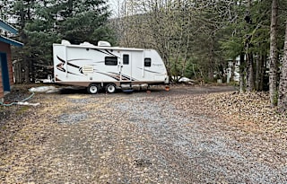 Stationary RV at Stoney Creek