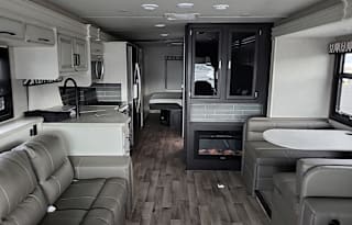 2022 Entegra Coach Vision XL 34G
