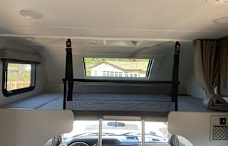 NEW Fully Equipped Quantum Bunkhouse With Solar!