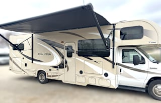 2016 Thor Motor Coach Quantum LF31