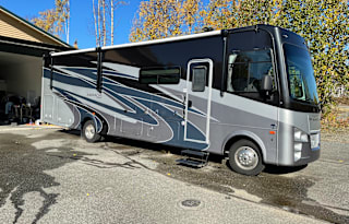 2021 Coachmen RV Mirada 32SS