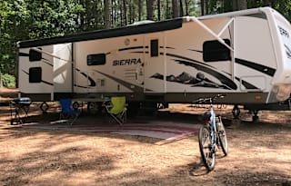 2009 Forest River Sierra 34ft