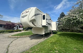 2016 Forest River RV Cedar Creek Silverback 29RE