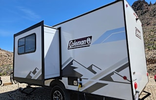 Cozy RV