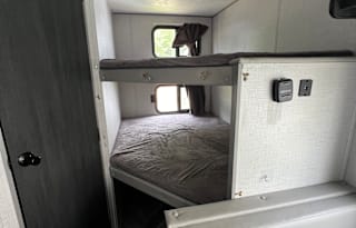 2021 Forest River Ozark 1650BH Travel Trailer
