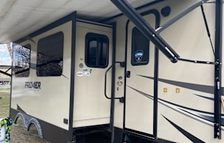 Enfield Premier Bunk Tow Behind