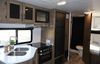 Beautiful trailer suited for family