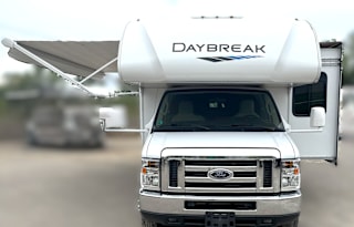 2020 Thor Motor Coach Daybreak 27DB