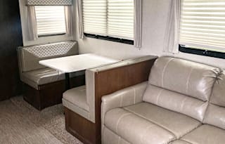 2018 Prime Time RV Tracer 291BR
