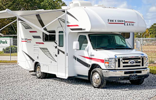 2020 Thor Motor Coach Freedom Elite