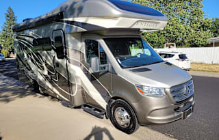 2020 Entegra Coach Qwest - Rusty's RV Adventure