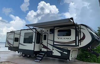 2017 Vanleigh RV Vilano 375FL