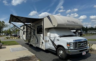 Adventure Awaits with Our 2017 Thor Freedom Elite