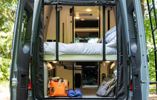 Navigator- 2022 Winnebago Revel 44E