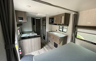 Spacious Clean New 27' Ultra-Lite Travel Trailer