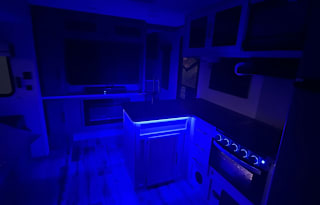 2023 Crossroads Volante 34BH - Kid & Pet Friendly!