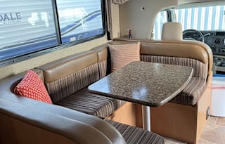 2015 Thor Motor Coach Four Winds 22E