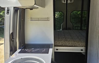 2018 Winnebago Revel 44E