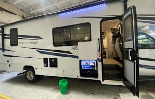 2023 Coachman Freelander 31FS - Spacious and Comfy