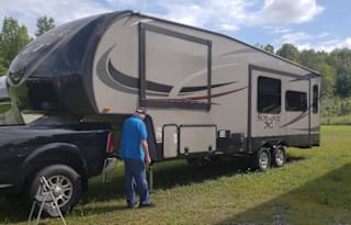 2016 Heartland Sundance XLT