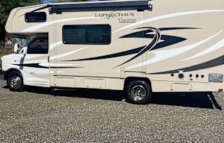 2014 Coachmen RV Leprechaun 220QB Chevy 4500