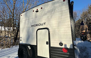 Cozy Family Escape 2024 Keystone Hideout RV