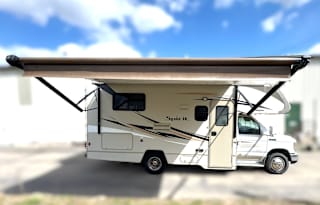 2016 Winnebago Spirit 22R