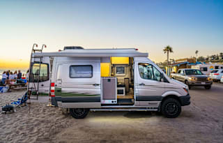 *Head out with Scout *2019 Winnebago Revel 4x4