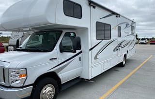 2020 Forester LE 3251DSLE Bunkhouse, 200 mi/day!