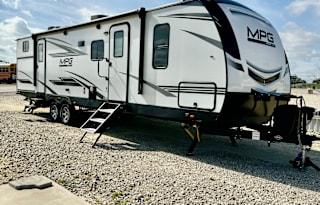 2023 Family Adventure Cruiser w Private Kids Room