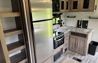 2022 Crossroads Zinger GBWI1668